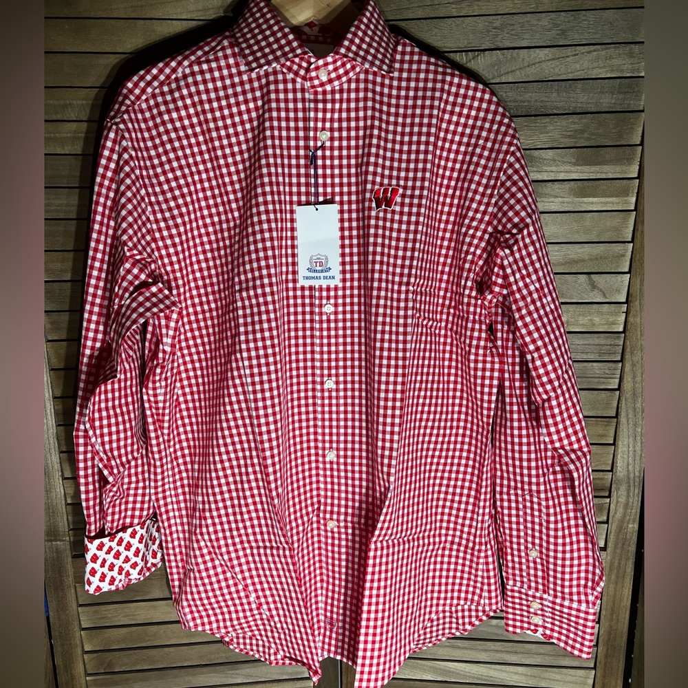 Men’s University of Wisconsin Button Down Dress Shirts